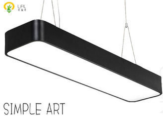 10000lm 100-305V gamma di tensione più ampia Commercial LED Outdoor Light Risparmio di energia e costi